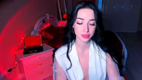 Snapshot of bad_desire chatting on December 3, 5:31 am Miss Desire...do you remember online show from December 3, 5:31 am