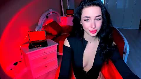 Snapshot of bad_desire chatting on December 9, 7:39 am Miss Desire...do you remember online show from December 9, 7:39 am