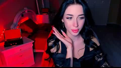 Snapshot of bad_desire chatting on December 11, 11:30 am Miss Desire...do you remember online show from December 11, 11:30 am