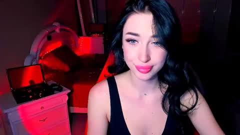 Snapshot of bad_desire chatting on December 13, 1:01 pm Miss Desire...do you remember online show from December 13, 1:01 pm