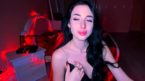 Snapshot of bad_desire chatting on January 14, 1:28 pm Miss Desire...do you remember online show from January 14, 1:28 pm