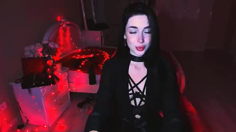 Snapshot of bad_desire chatting on October 26, 9:37 am Miss Desire...do you remember online show from October 26, 9:37 am