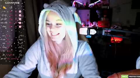 Lin online show from February 23, 5:21 pm