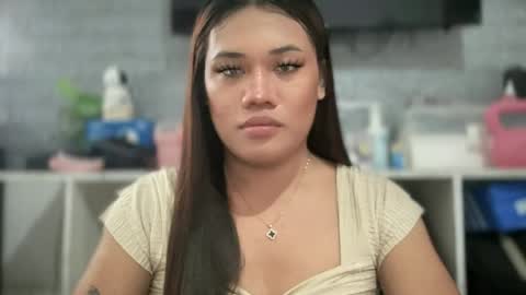 AMARA - FOLLOW ME AND THUMBS UP online show from June 24, 1:26 am