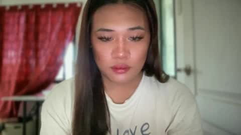 AMARA - FOLLOW ME AND THUMBS UP online show from July 3, 2:51 am