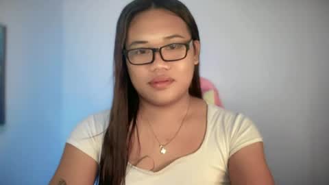 AMARA - FOLLOW ME AND THUMBS UP online show from July 25, 12:20 am