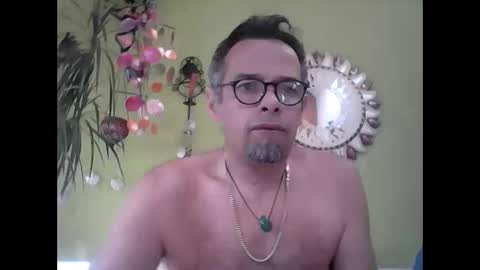 Snapshot of badboy2406 chatting on January 29, 9:55 am badboy2406 online show from January 29, 9:55 am