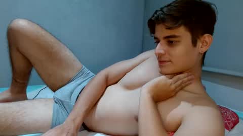 Snapshot of badbunny_69_ chatting on March 6, 3:24 am badbunny_69_ online show from March 6, 3:24 am