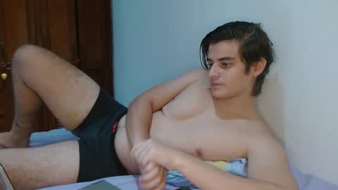 Snapshot of badbunny_69_ chatting on December 19, 4:19 am badbunny_69_ online show from December 19, 4:19 am