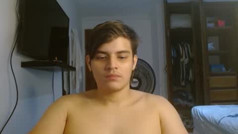 Snapshot of badbunny_69_ chatting on February 3, 10:53 am badbunny_69_ online show from February 3, 10:53 am