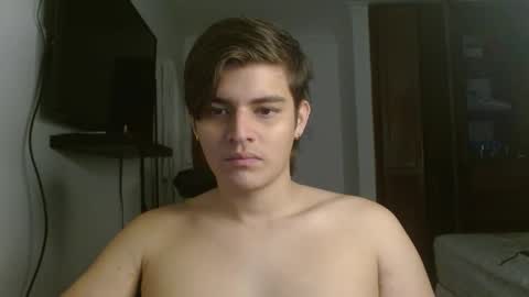 Snapshot of badbunny_69_ chatting on February 7, 6:11 pm badbunny_69_ online show from February 7, 6:11 pm