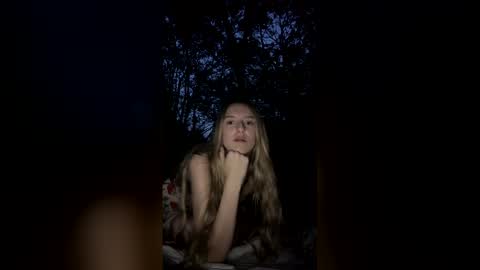 Snapshot of badbunnyclub69 chatting on May 23, 8:57 pm badbunnyclub69 online show from May 23, 8:57 pm