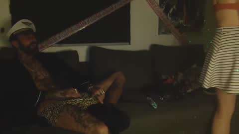 Snapshot of badcouple_ chatting on November 1, 4:03 am BadCouple online show from November 1, 4:03 am