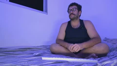 Snapshot of baddaddybrasil chatting on November 21, 1:48 am Baddaddybrazil online show from November 21, 1:48 am