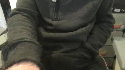 Snapshot of baddersguy13 chatting on December 16, 9:03 am baddersguy13 online show from December 16, 9:03 am