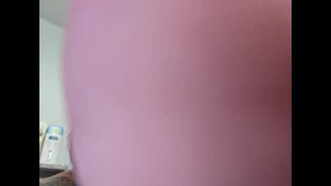 Snapshot of baddevil_dog chatting on September 25, 10:35 pm baddevil_dog online show from September 25, 10:35 pm