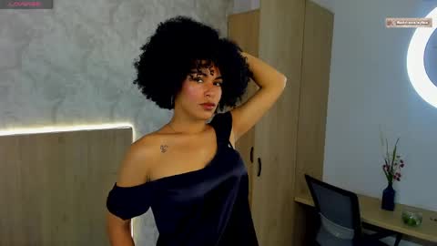 BADDIE DELAYLA online show from May 7, 7:30 pm