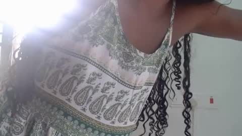 Snapshot of baddiebitchx chatting on May 17, 8:01 am baddiebitchx online show from May 17, 8:01 am