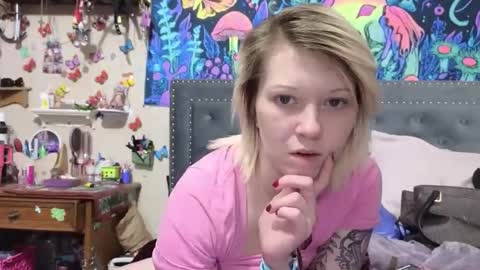 badbitchh online show from March 19, 12:47 am