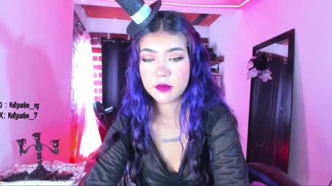 Snapshot of badkatyuska chatting on December 24, 4:19 pm Please help me to reach 100 thumbs up online show from December 24, 4:19 pm