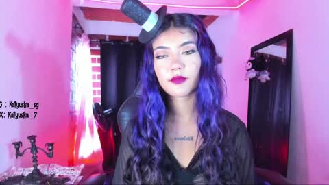 Snapshot of badkatyuska chatting on December 24, 7:22 pm Please help me to reach 100 thumbs up online show from December 24, 7:22 pm