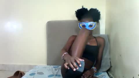 bads_hornies online show from November 14, 9:19 am