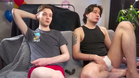 badtwinkboys online show from March 19, 7:56 am