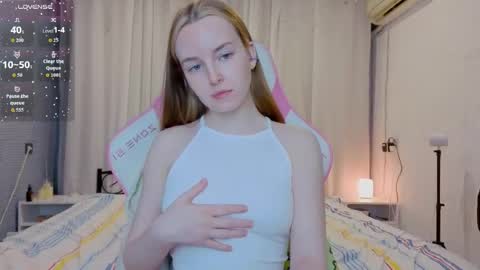 Alice online show from April 26, 7:00 pm