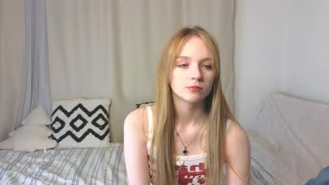 Kate online show from April 18, 4:00 pm