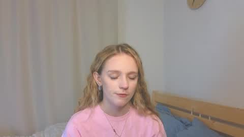 Kate online show from April 23, 4:09 pm