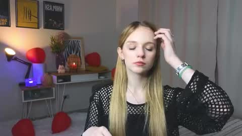 Kate online show from April 29, 4:11 pm