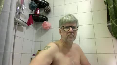 baggelina75 online show from May 18, 7:52 pm