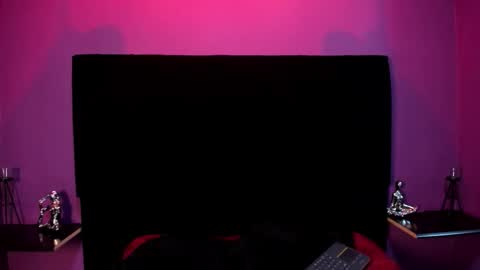 bagiolett  online show from October 25, 3:29 pm