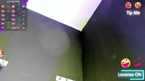 bagiolett  online show from November 14, 7:23 pm