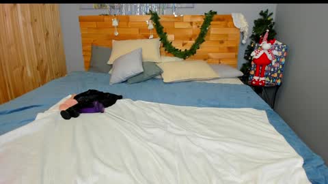 holly online show from January 7, 6:56 pm