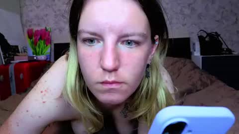 holly online show from July 10, 5:04 pm