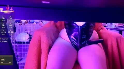 Bailey  online show from February 21, 2:01 am