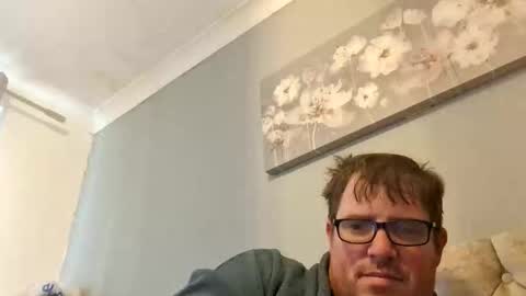 Snapshot of baker_big_boy chatting on October 18, 11:33 am baker_big_boy online show from October 18, 11:33 am
