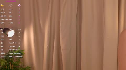 Snapshot of balabauss chatting on November 28, 7:11 am balabauss online show from November 28, 7:11 am