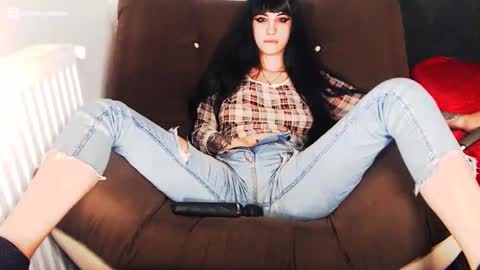 Amy online show from December 19, 5:40 am