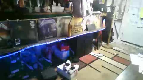 Snapshot of balls_deep_209 chatting on October 30, 5:09 am boton online show from October 30, 5:09 am