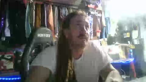 Snapshot of balls_deep_209 chatting on November 3, 9:27 pm boton online show from November 3, 9:27 pm