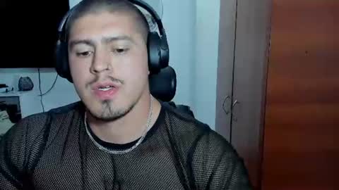 Snapshot of baltazardupont chatting on August 1, 3:39 am Andres - online show from August 1, 3:39 am