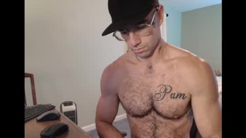 Snapshot of bam14680 chatting on March 3, 12:37 am bam14680 online show from March 3, 12:37 am