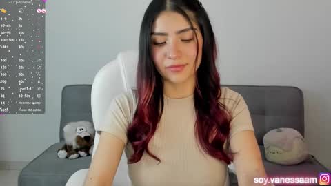 Snapshot of bam_atenea chatting on January 4, 10:02 pm Vanessa online show from January 4, 10:02 pm