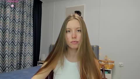 Kira online show from February 17, 7:31 pm