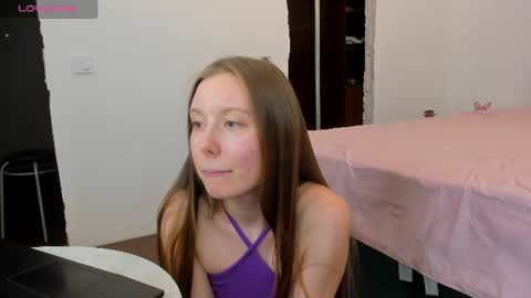 Snapshot of bam_bi chatting on June 9, 8:42 pm Kira online show from June 9, 8:42 pm