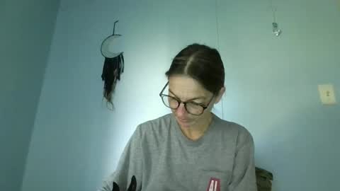 Snapshot of bamacpl80 chatting on June 28, 12:33 pm bamacpl80 online show from June 28, 12:33 pm