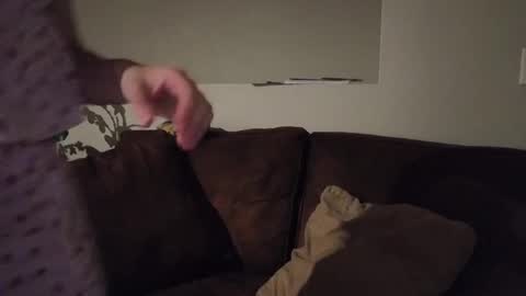 bambifarrina online show from March 8, 4:49 am