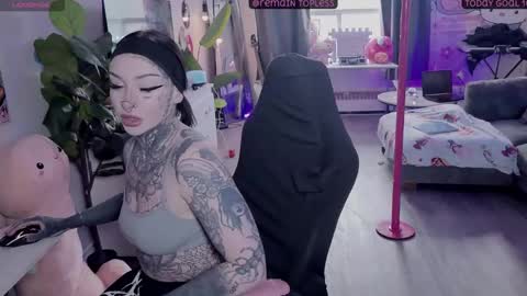 bambitatted online show from February 3, 6:46 pm